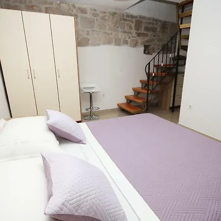 Dalmacija Apartment *