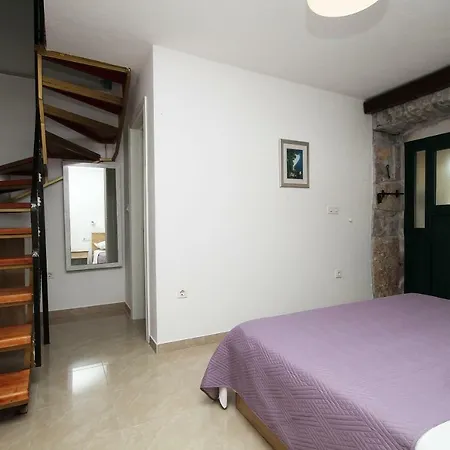 Dalmacija * بريلا